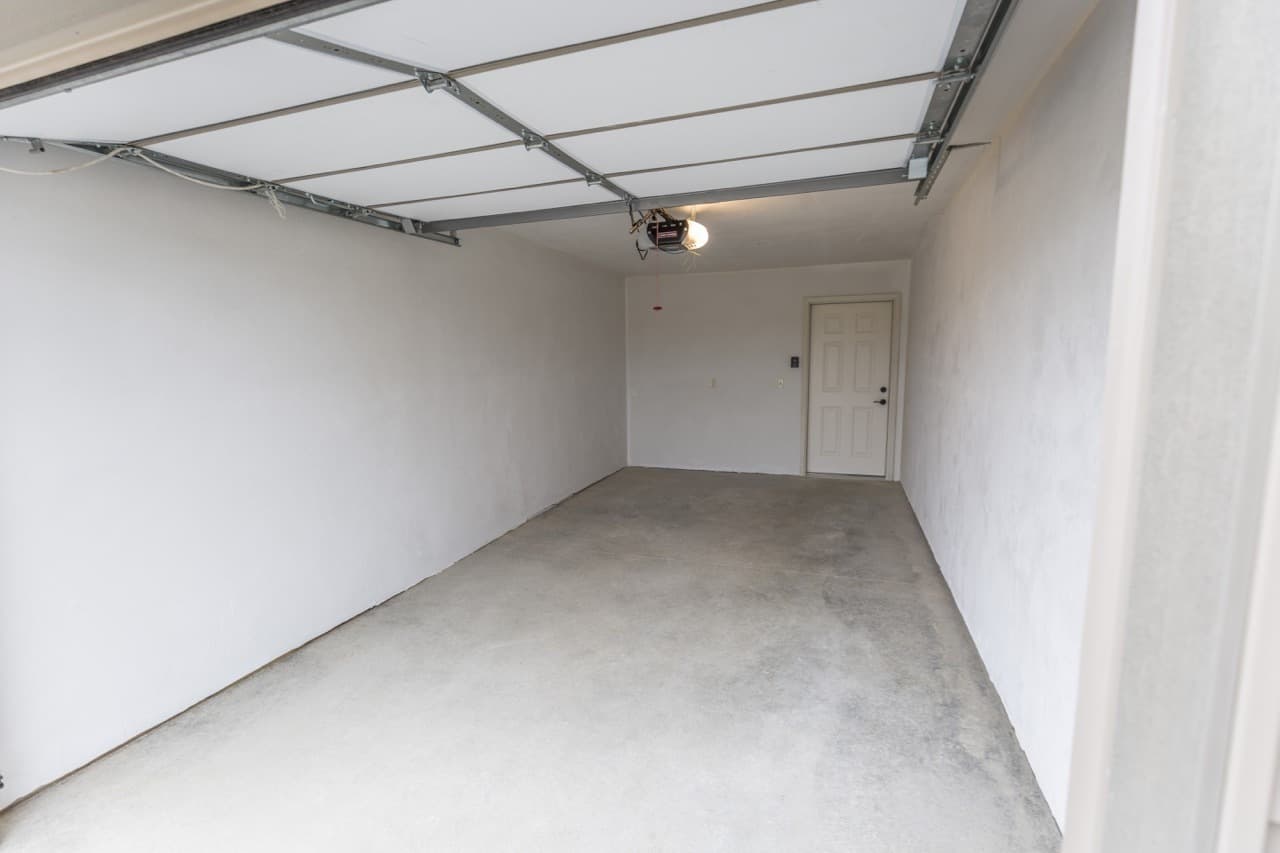 Beaver Dam Apartment: 1100 S. University Ave.