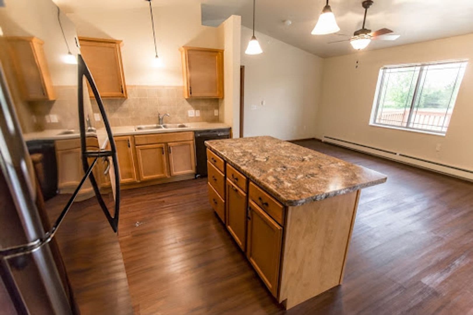 Beaver Dam Apartment: 1100 S. University Ave.