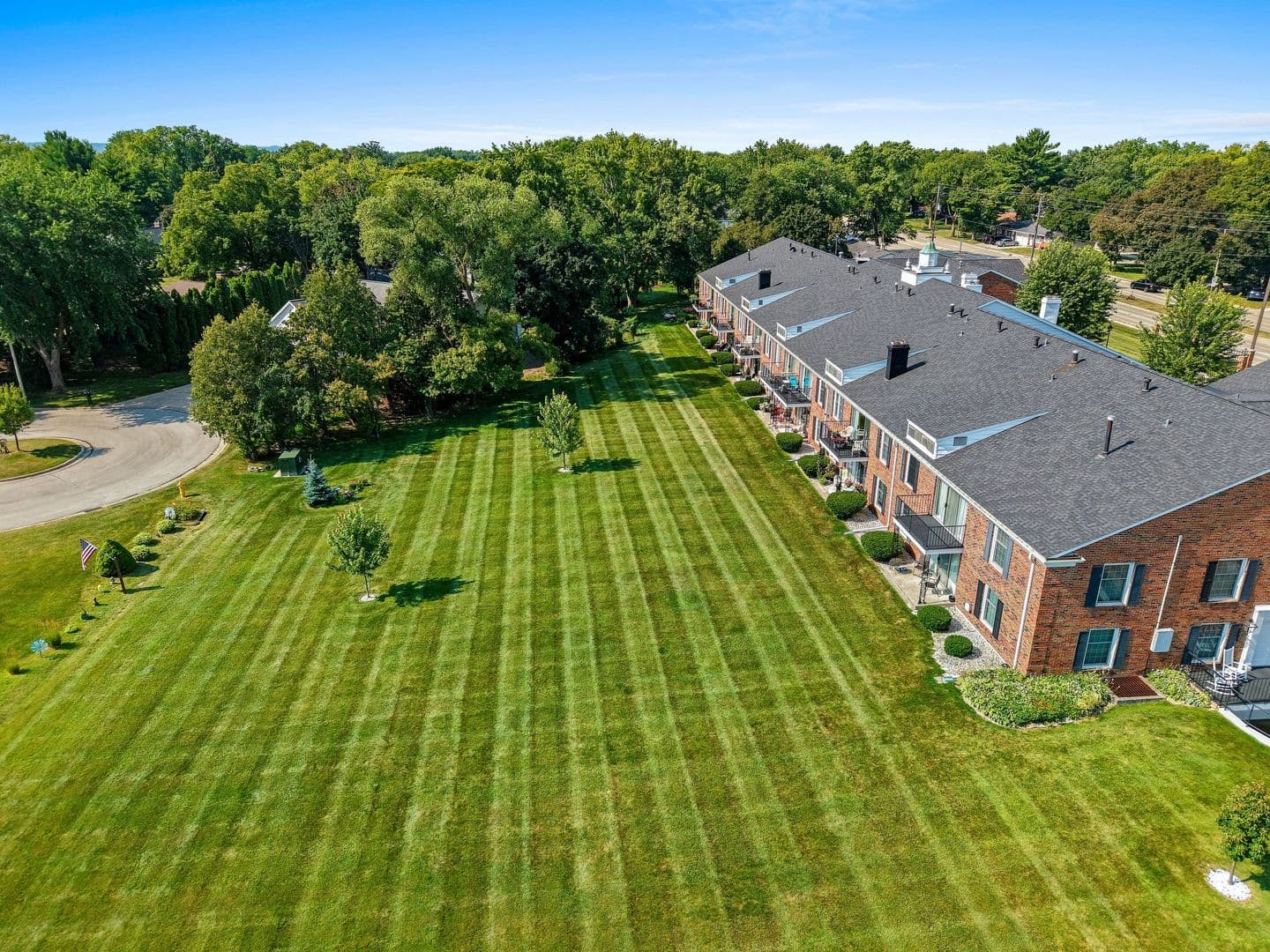 Allouez Apartment: 3001 S. Webster Avenue