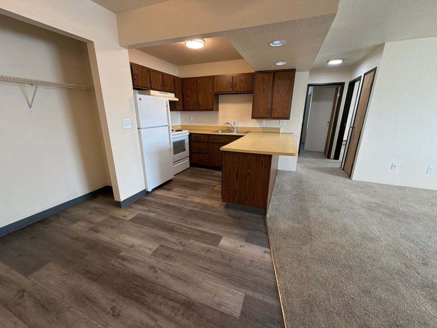 Fond du Lac Apartment: 365 N Peters Ave