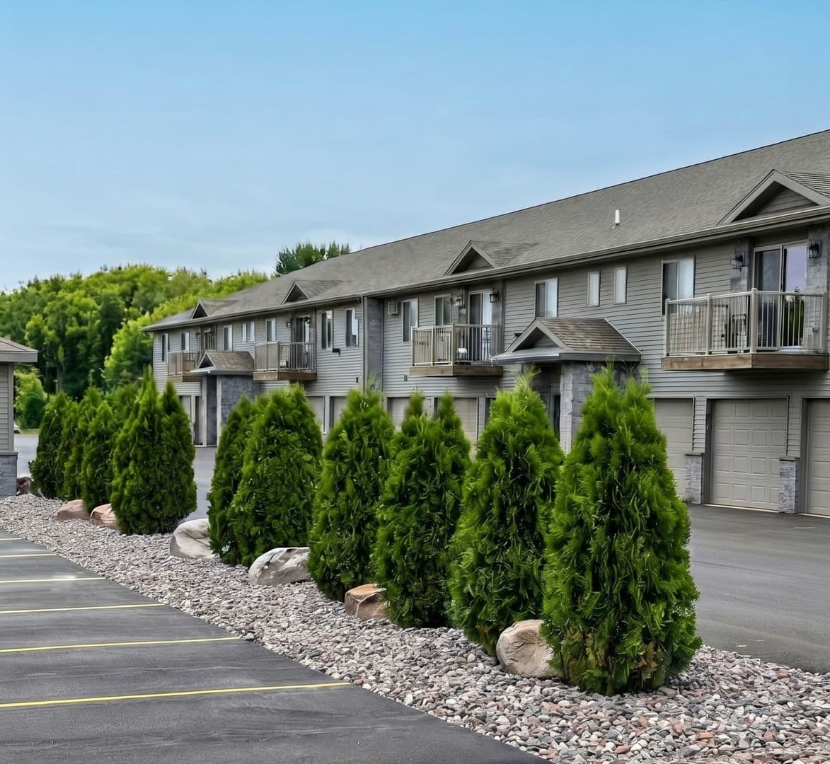Beaver Dam Apartment: 1100 S. University Ave.