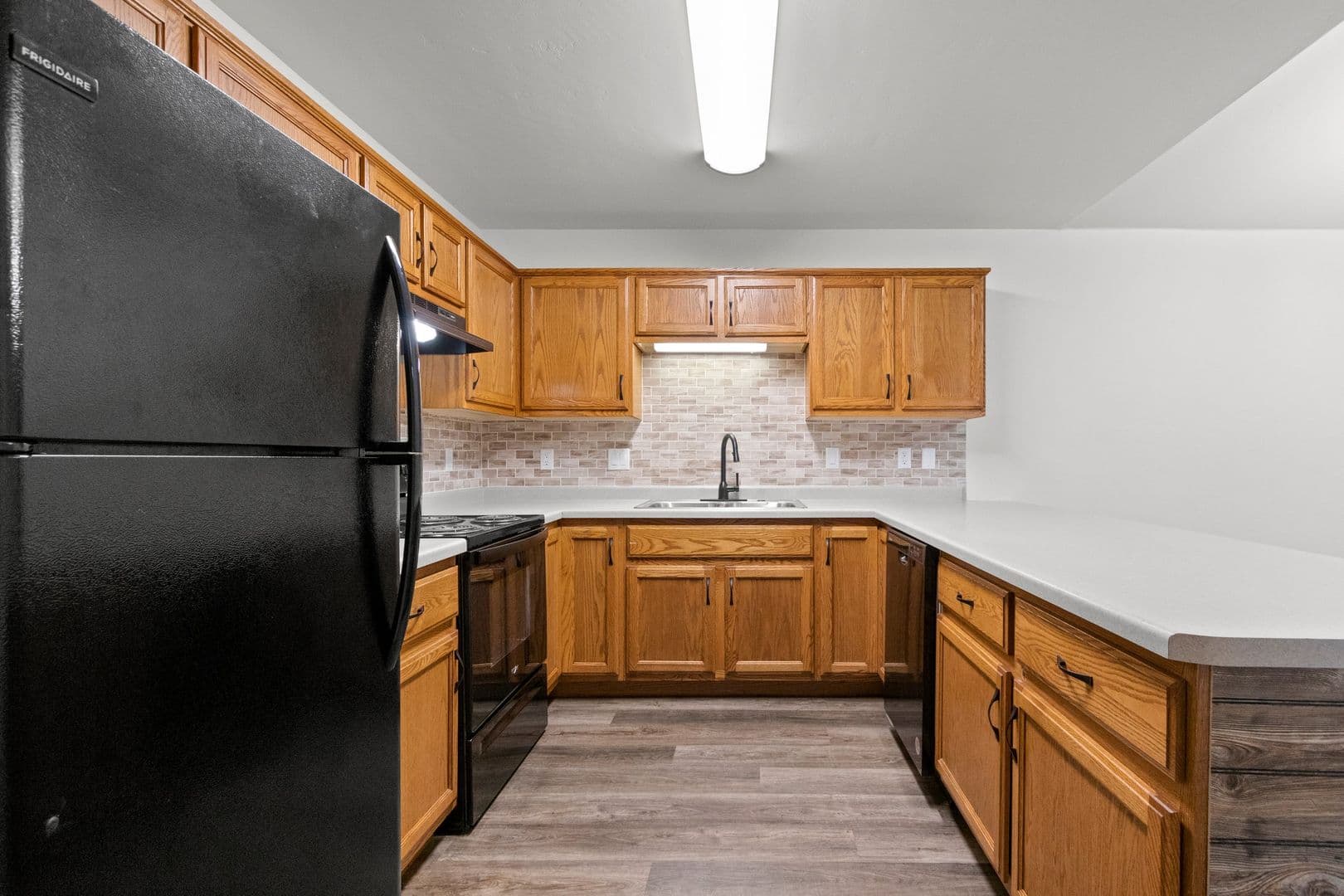 Green Bay Apartment: 1045   1081 Roland Lane