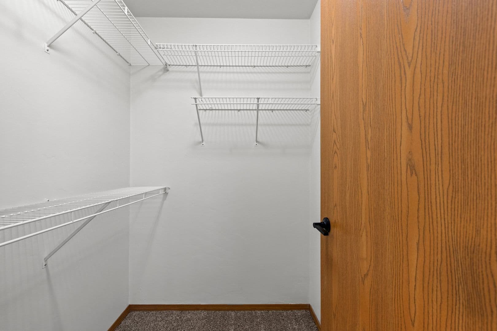 Green Bay Apartment: 1045   1081 Roland Lane