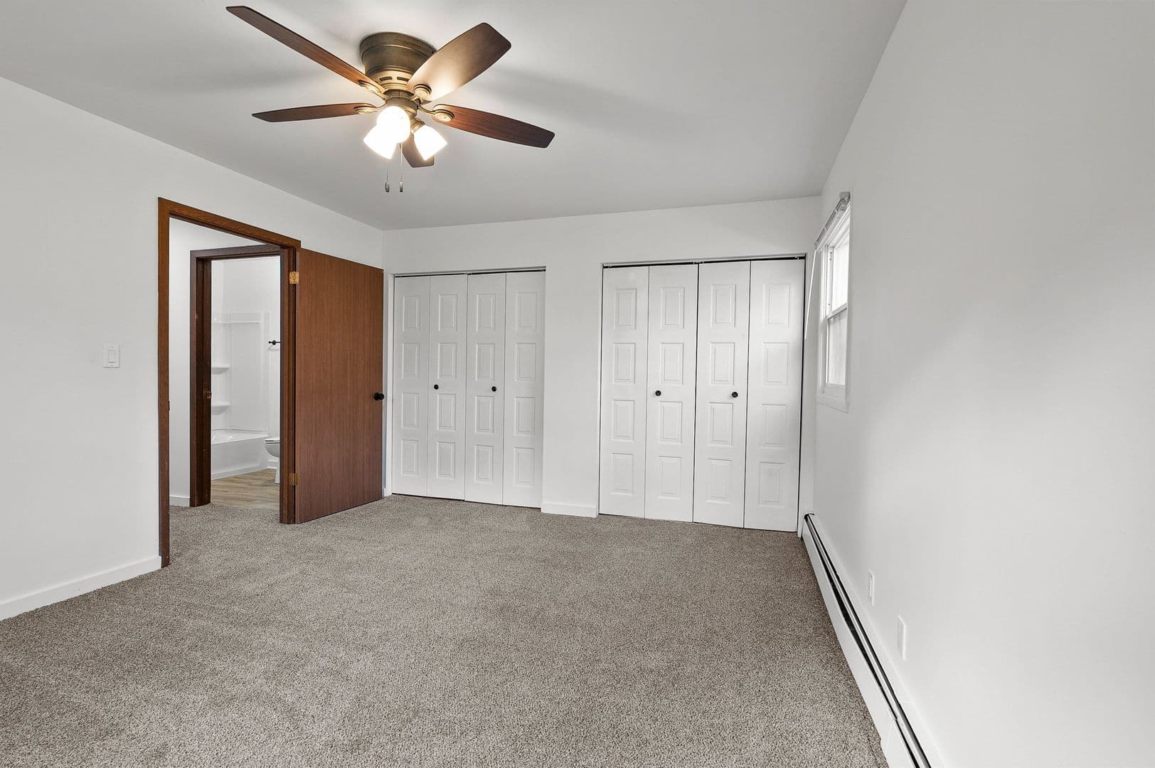 Sturgeon Bay Apartment: 204-220 S. 18th Avenue