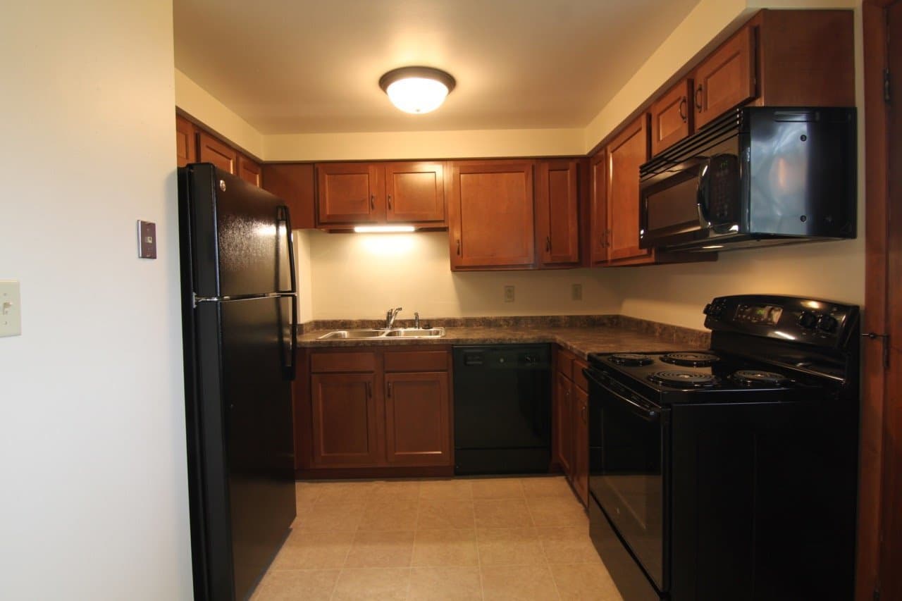 De Pere Apartment: 614 & 624 S. Erie Street