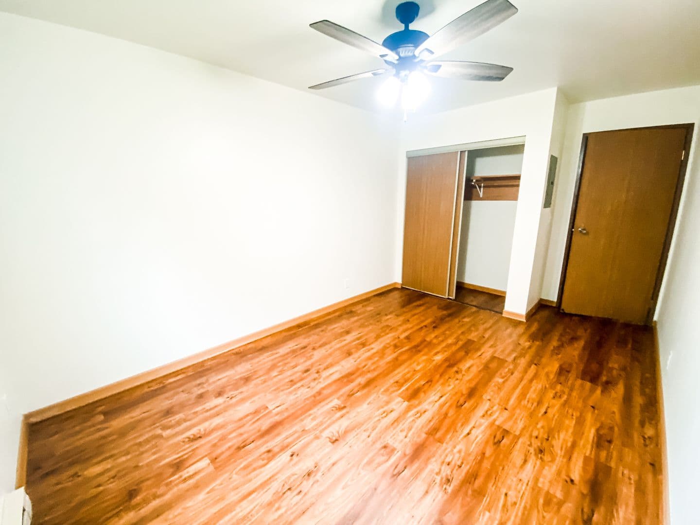 Lomira Apartment: 445 Main Street