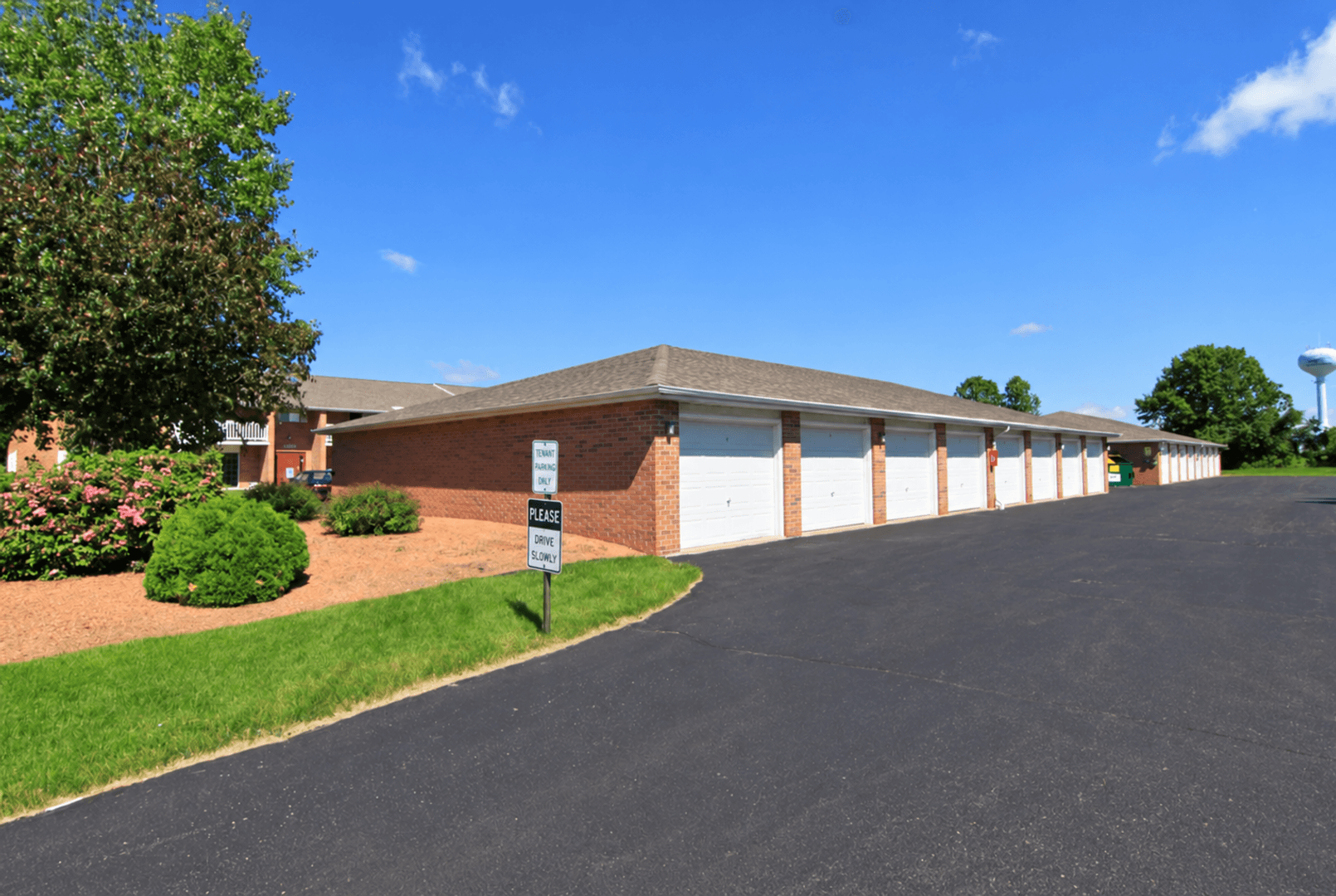 Menasha Apartment: 1300-1350 Lucerne Drive