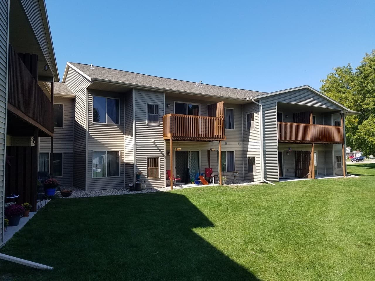 Beaver Dam Apartment: 315 Jackson Street