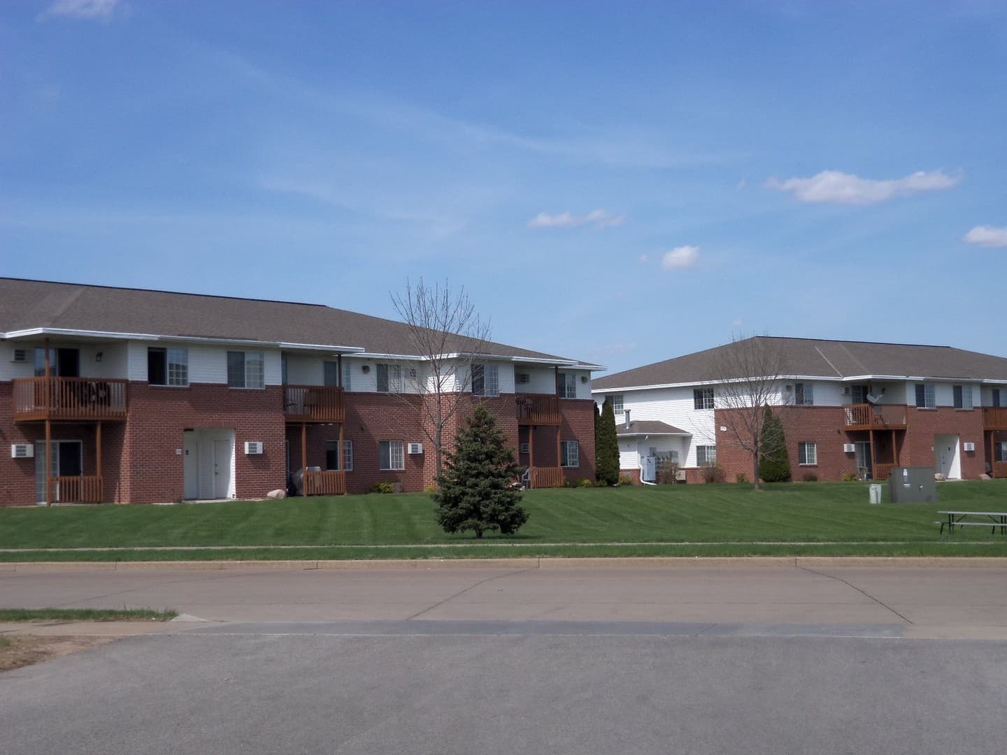 Kaukauna Apartment: 112-184 Lamplighter
