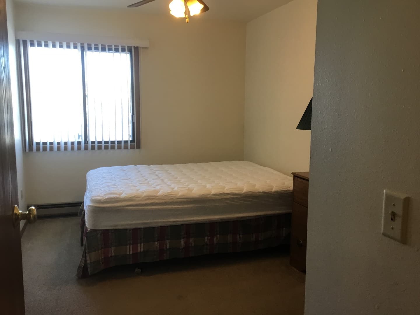 Marshfield Apartment: 1626 N. Fig Ave.