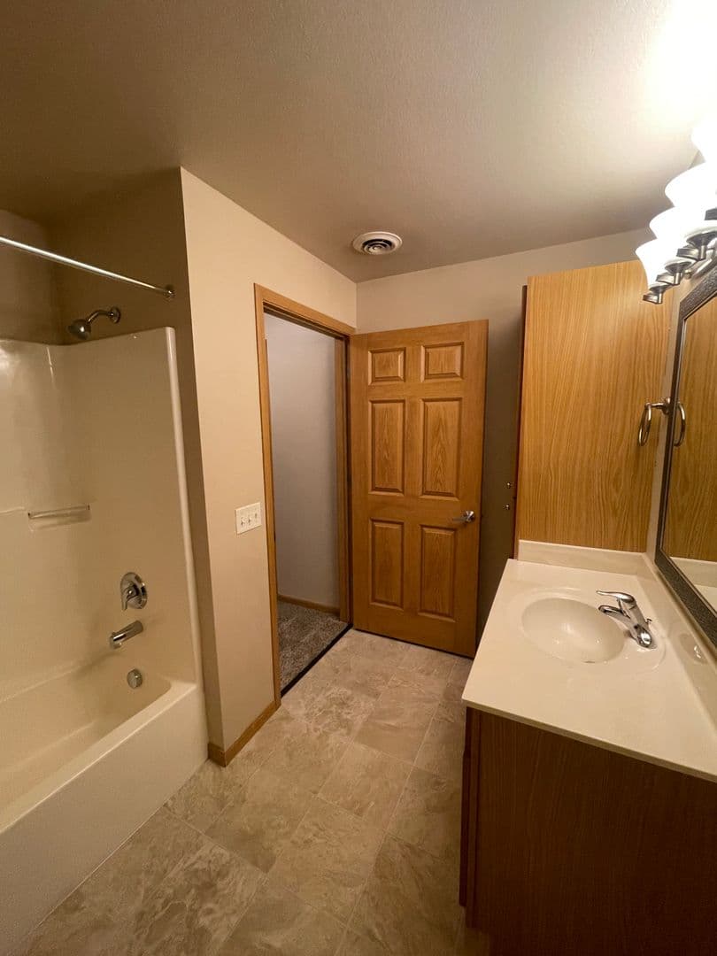 Beaver Dam Apartment: 315 Jackson Street