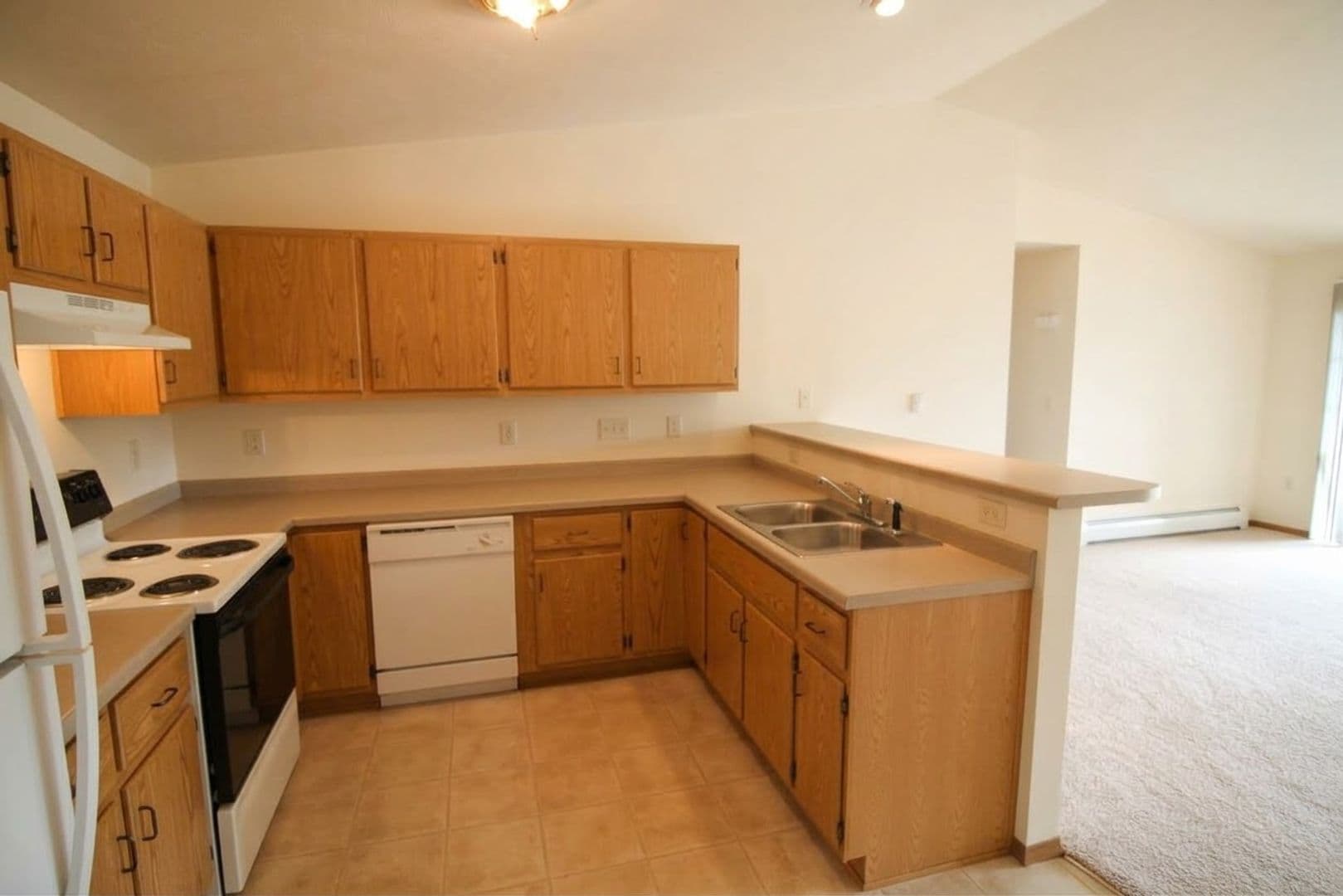 Waupaca Apartment: 1030   1060 Hwy QQ