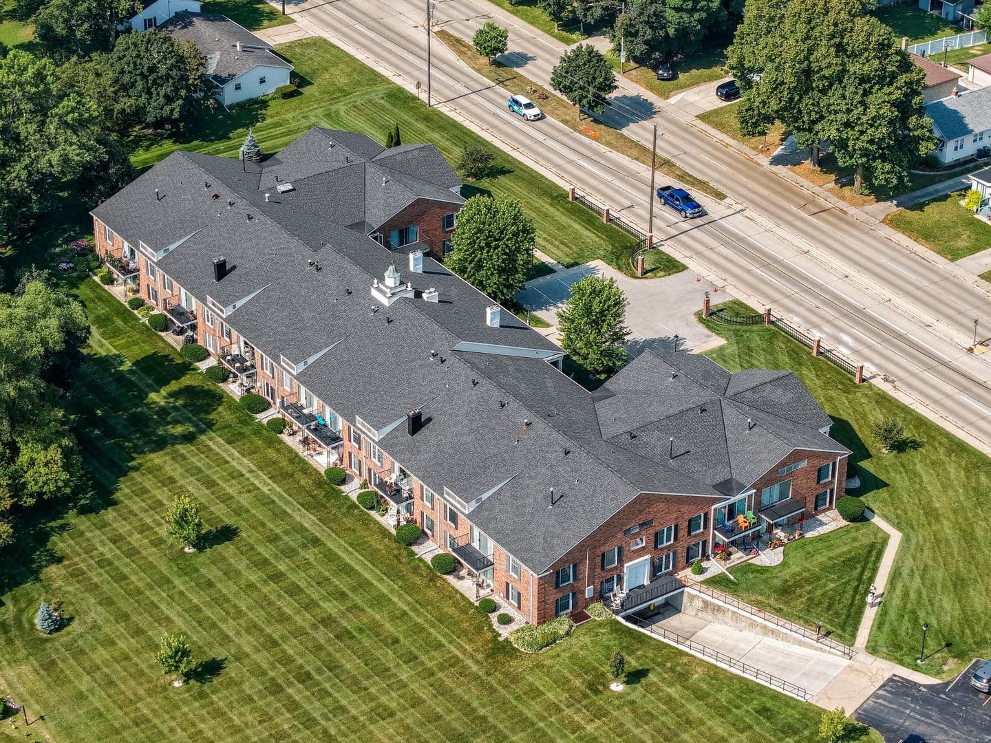 Allouez Apartment: 3001 S. Webster Avenue