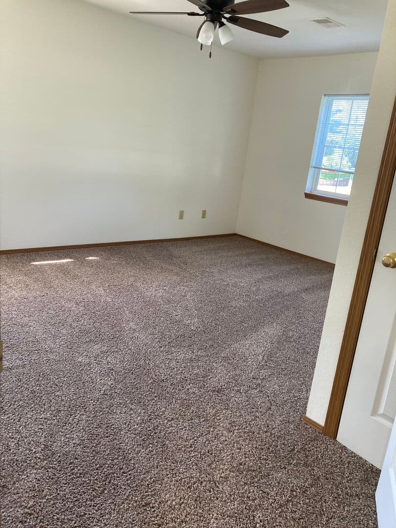Fond du Lac Apartment: 639, 645, 745 & 761 W. Scott 540-44 Van Dyne Rd.