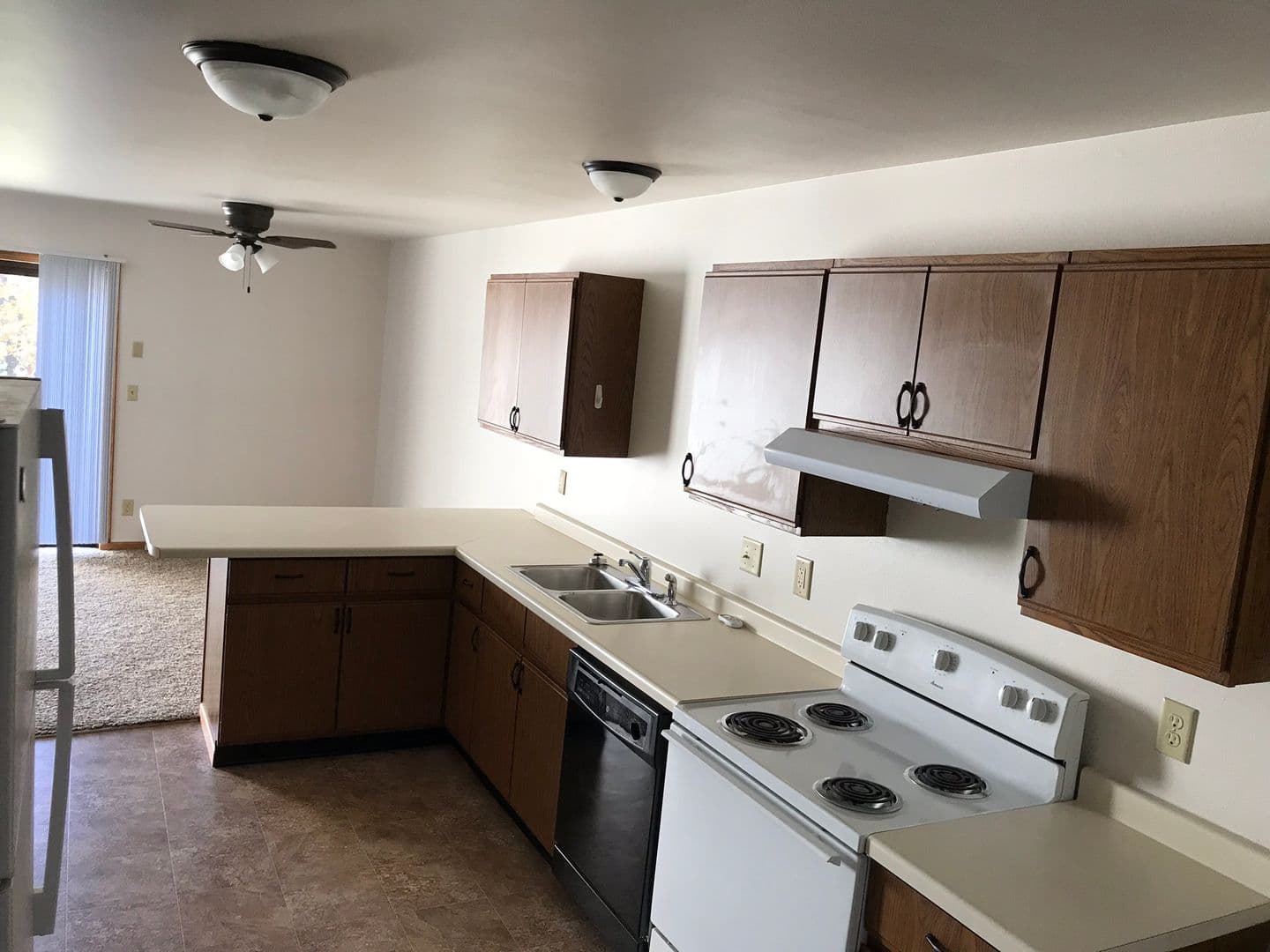 Stevens Point Apartment: 2640-2641 Bush Ct.