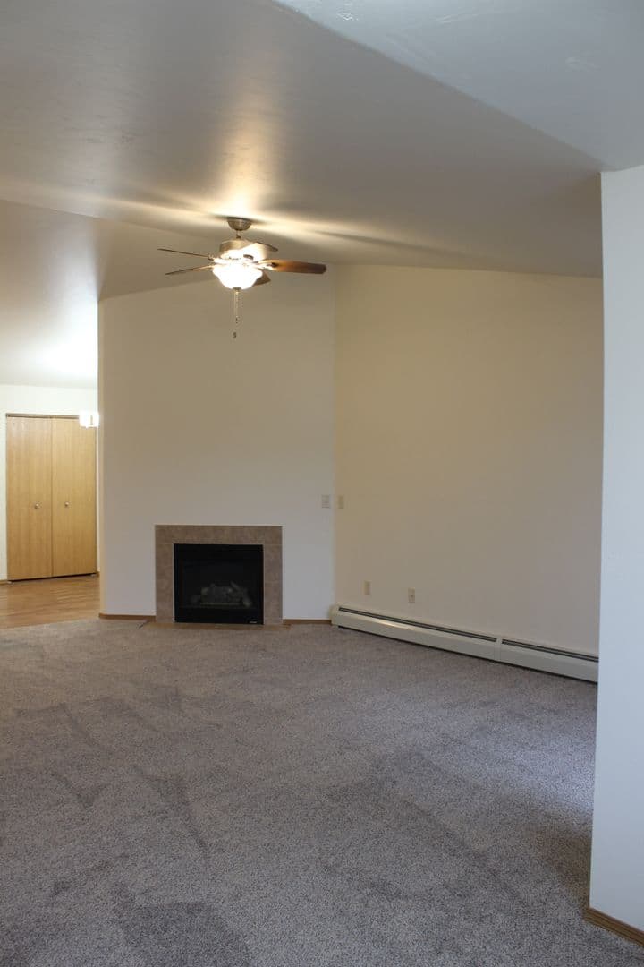 Kaukauna Apartment: 2220 - 2258 Gentry Drive