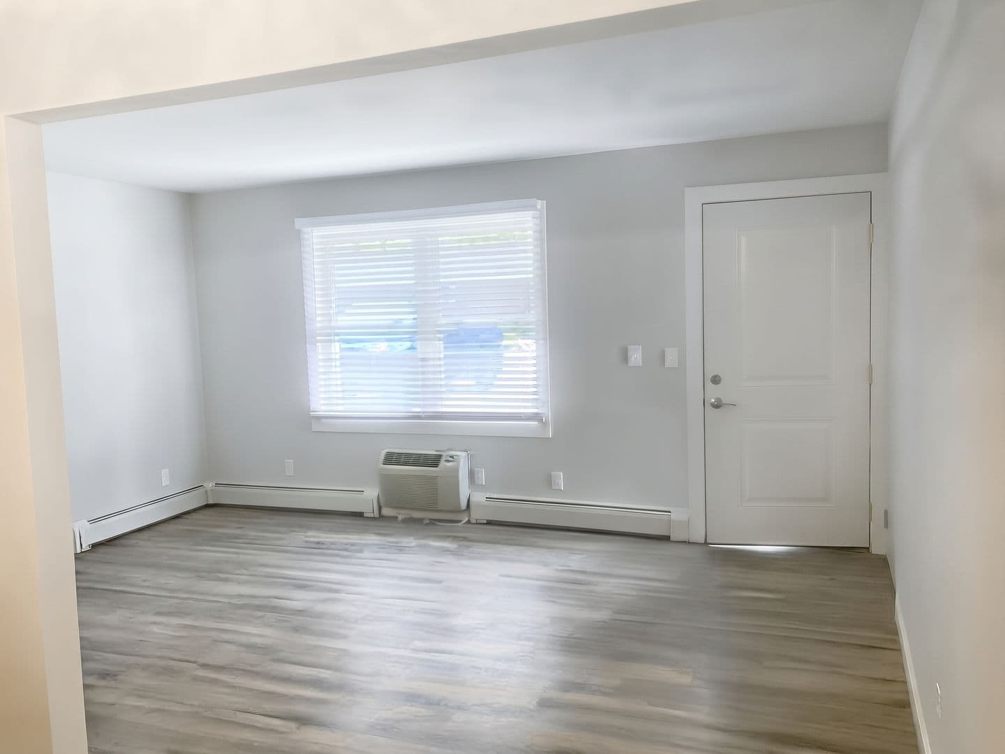 Waupaca Apartment: 414 W. Union Street & 415 W. Fulton Street