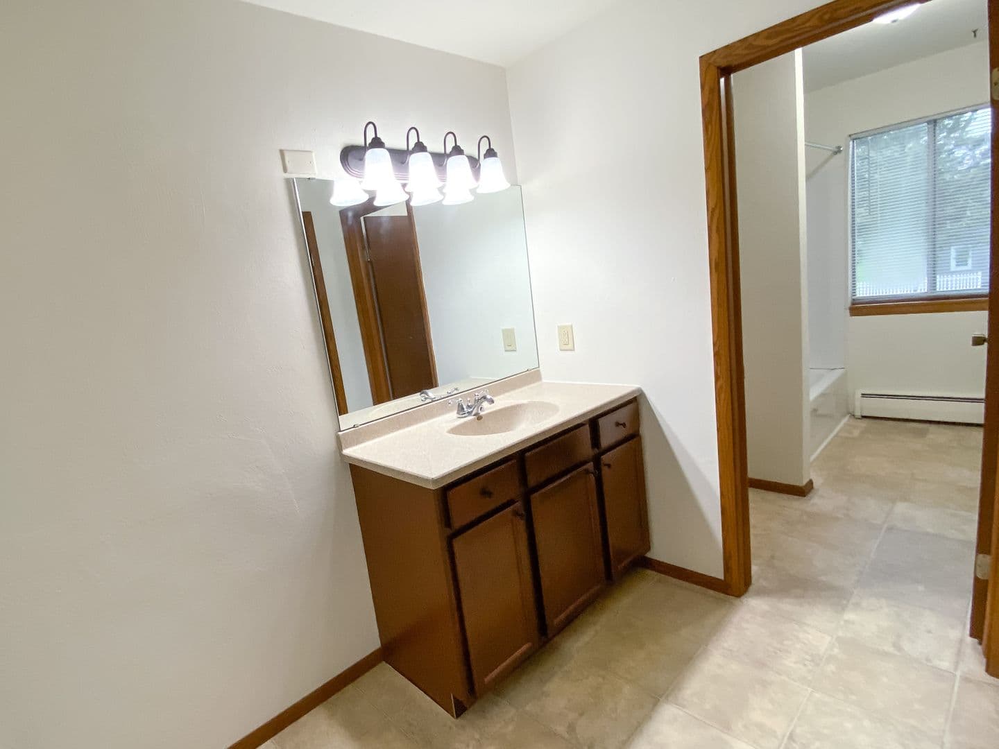 Fond du Lac Apartment: 150 S. National Avenue