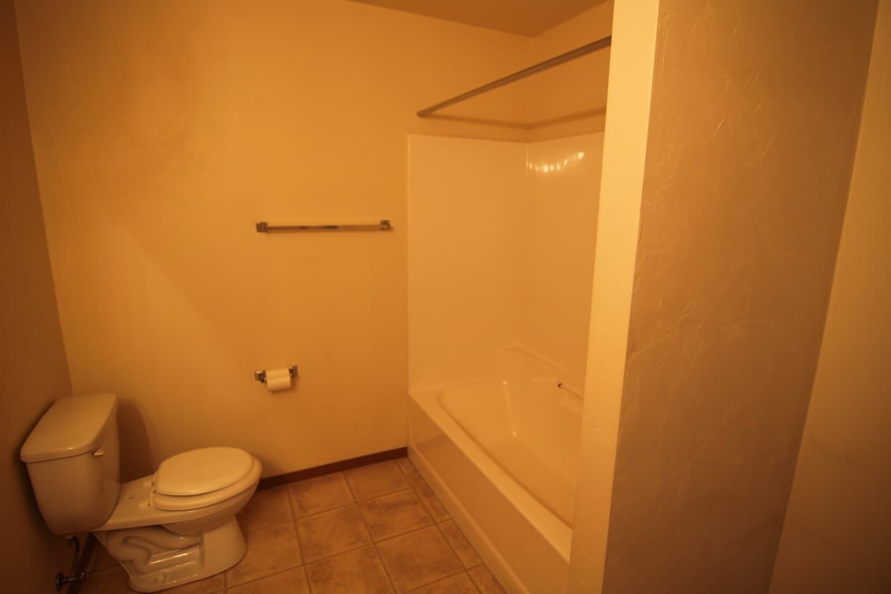 Waupaca Apartment: 1030   1060 Hwy QQ