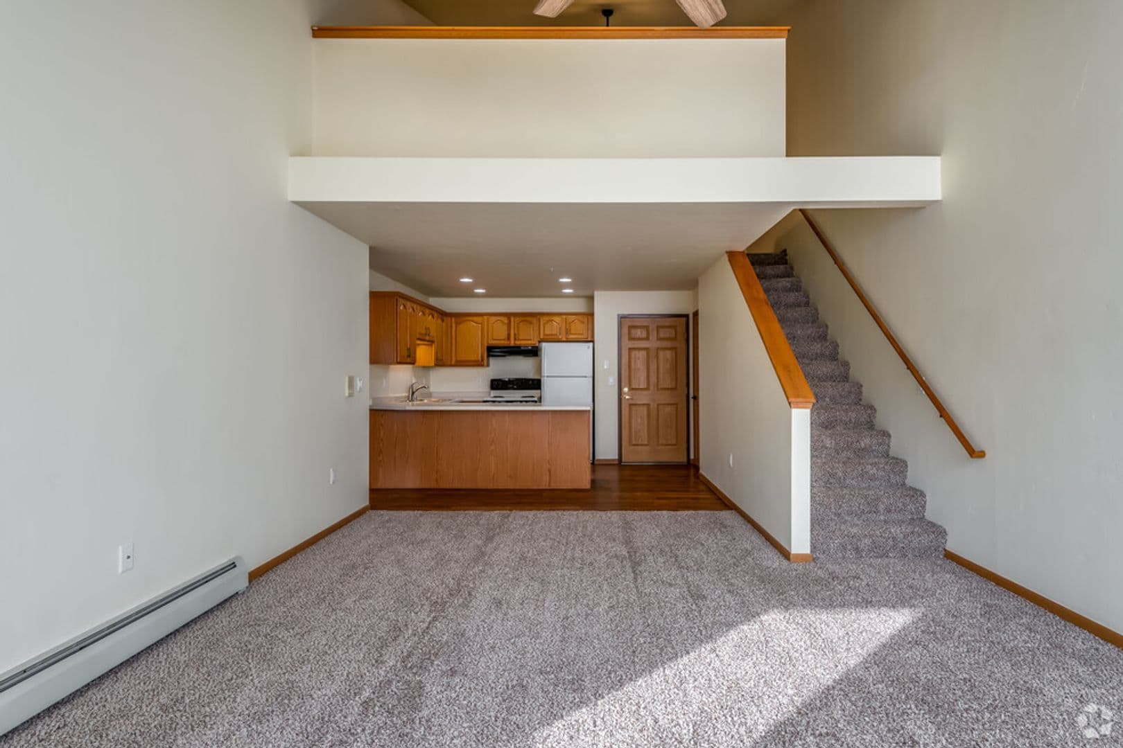 Green Bay Apartment: 1045   1081 Roland Lane