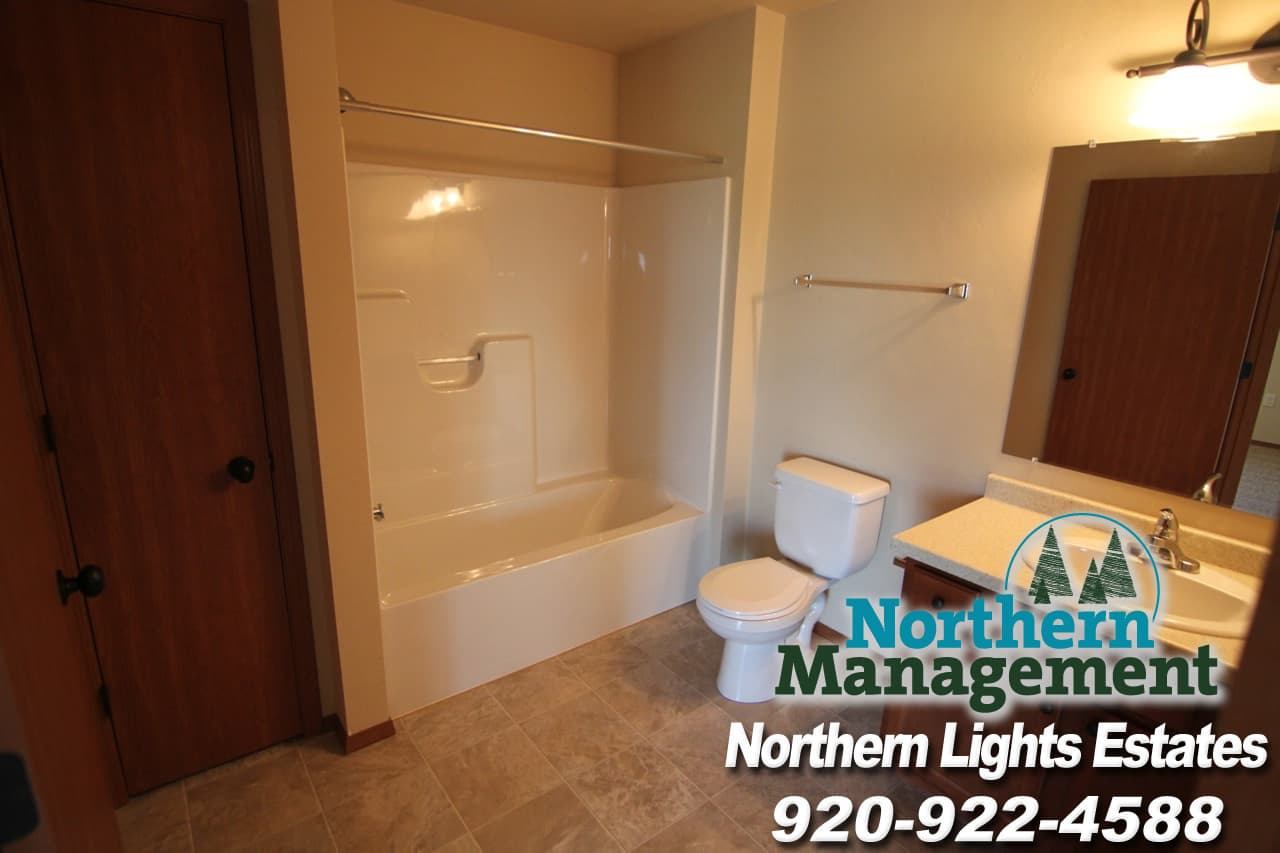 North Fond Du Lac Apartment: 503-517 Harrison Street