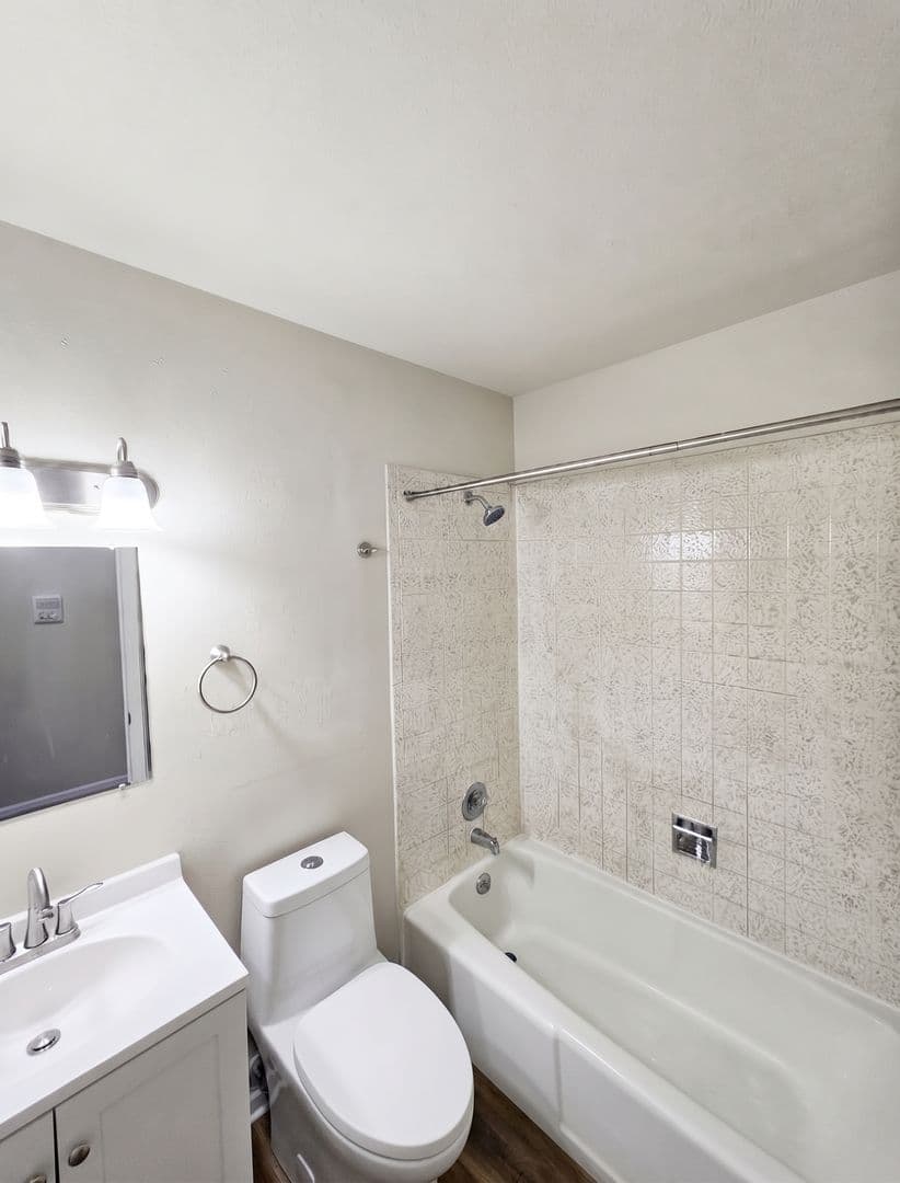 Jefferson Apartment: 620 S. Main Street