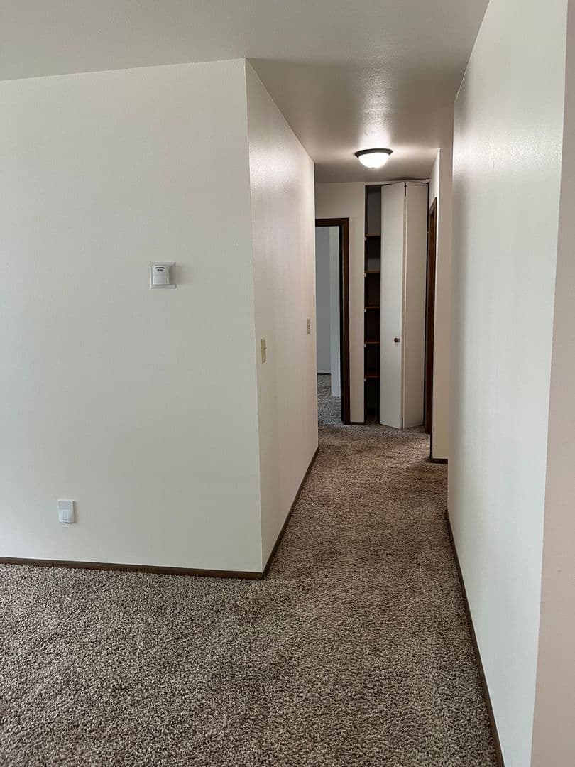 Stevens Point Apartment: 1300 1400 Sixth Ave.