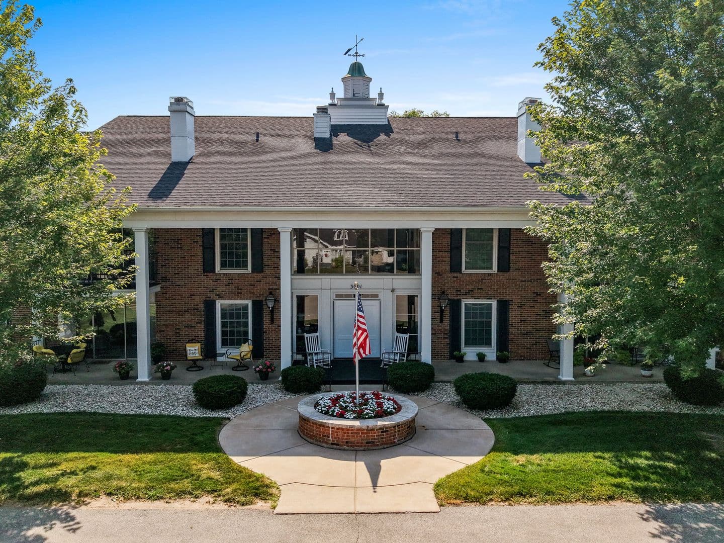 Allouez Apartment: 3001 S. Webster Avenue