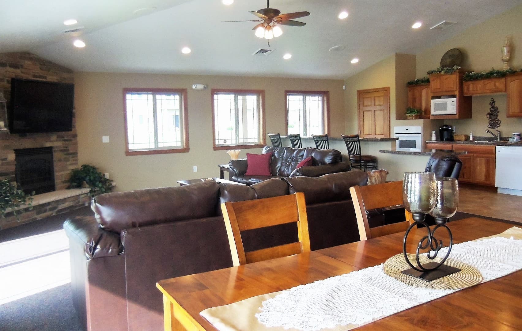 Kaukauna Apartment: 112-184 Lamplighter