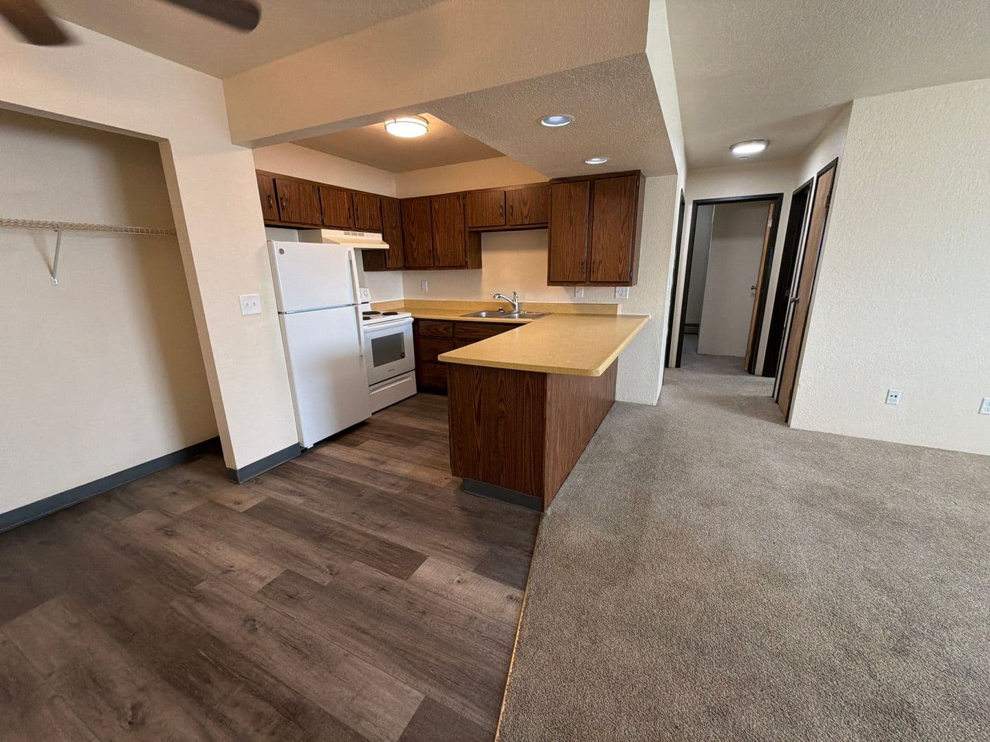 Fond du Lac Apartment: 365 N Peters Ave
