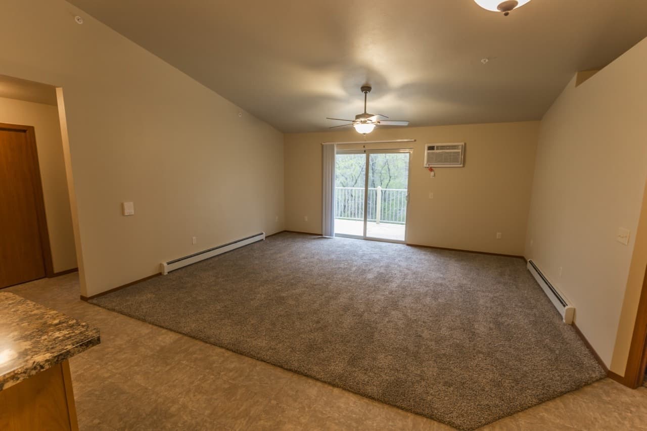 Beaver Dam Apartment: 1100 S. University Ave.