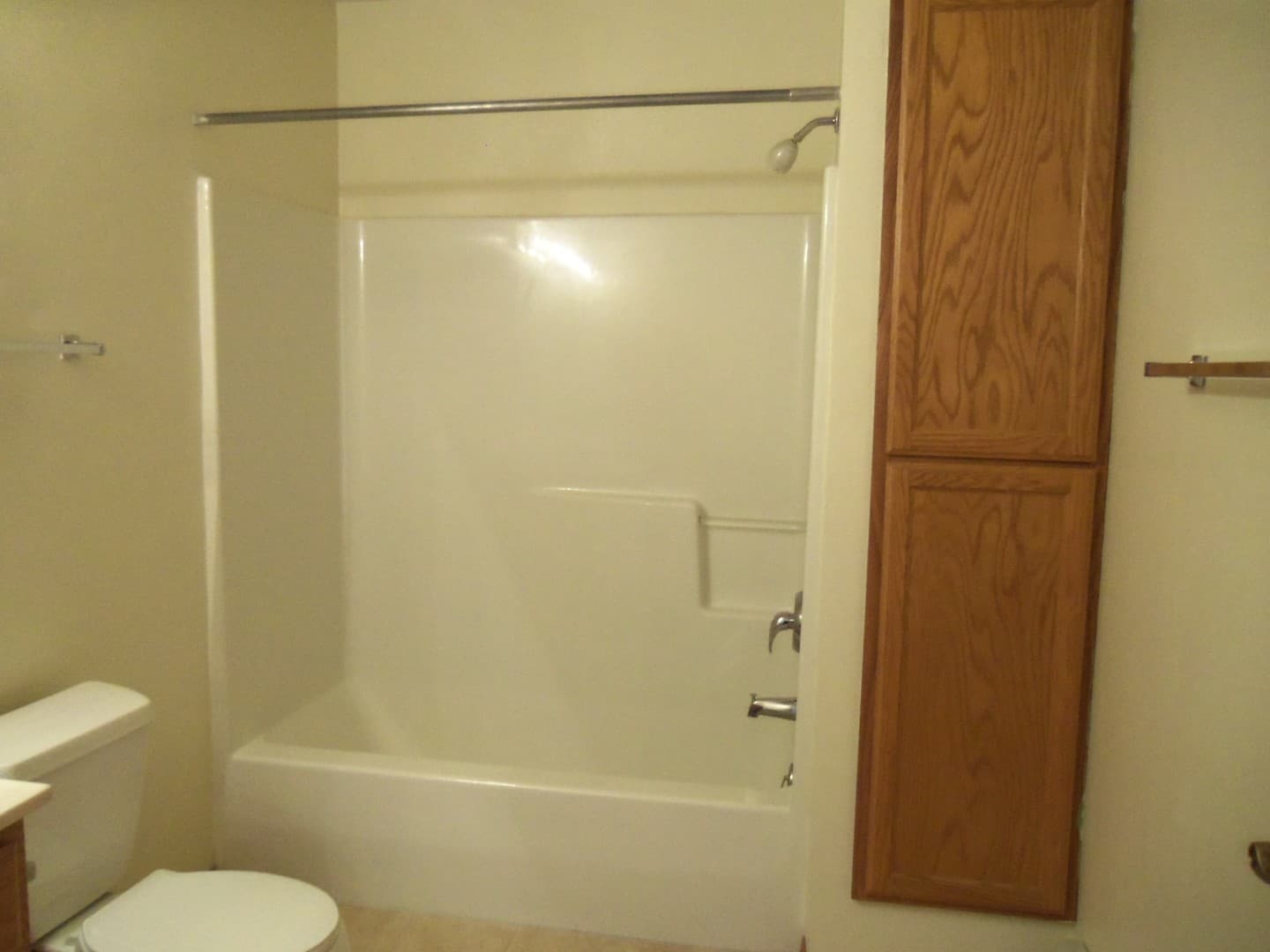 Kaukauna Apartment: 112-184 Lamplighter