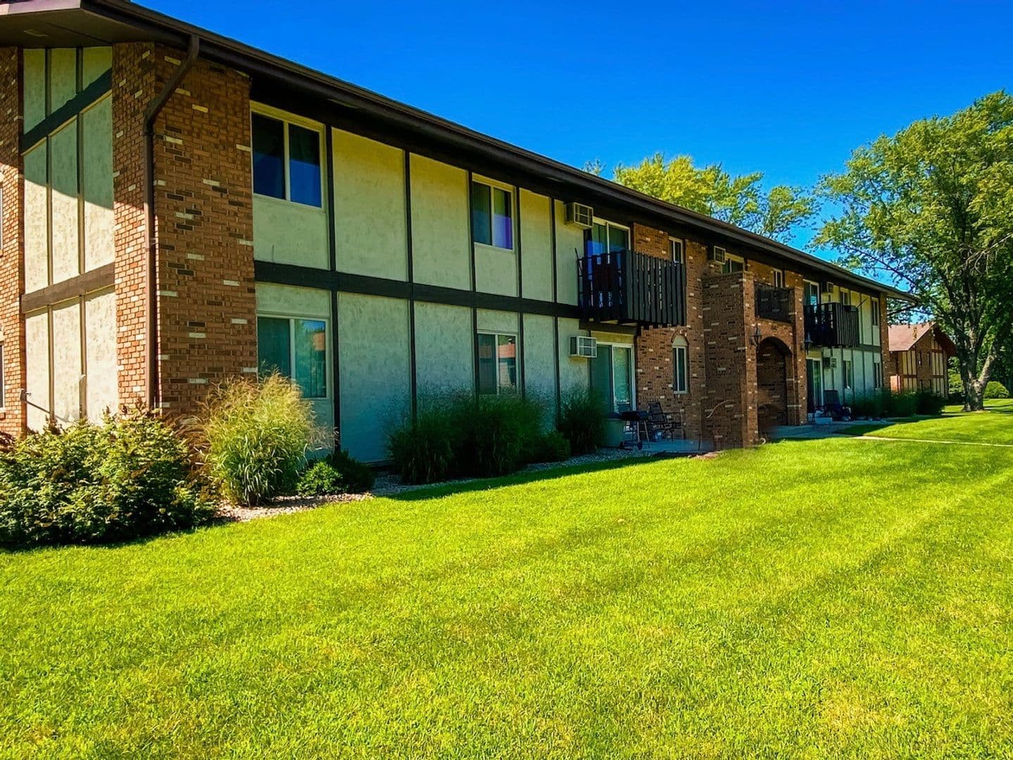 Fond du Lac Apartment: 150 S. National Avenue