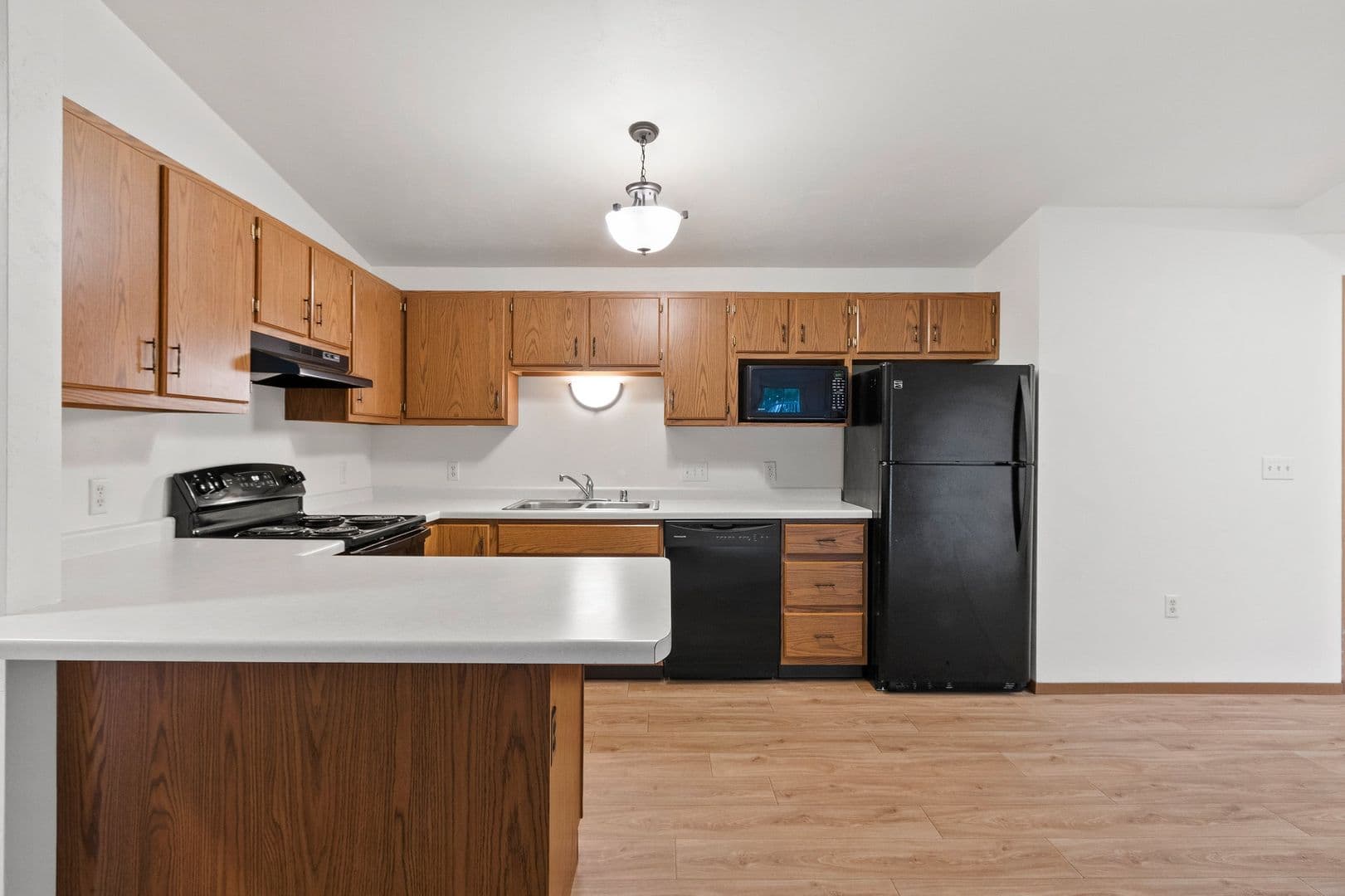 Black Creek Apartment: 505 S. Maple Street & 506 S. Main Street