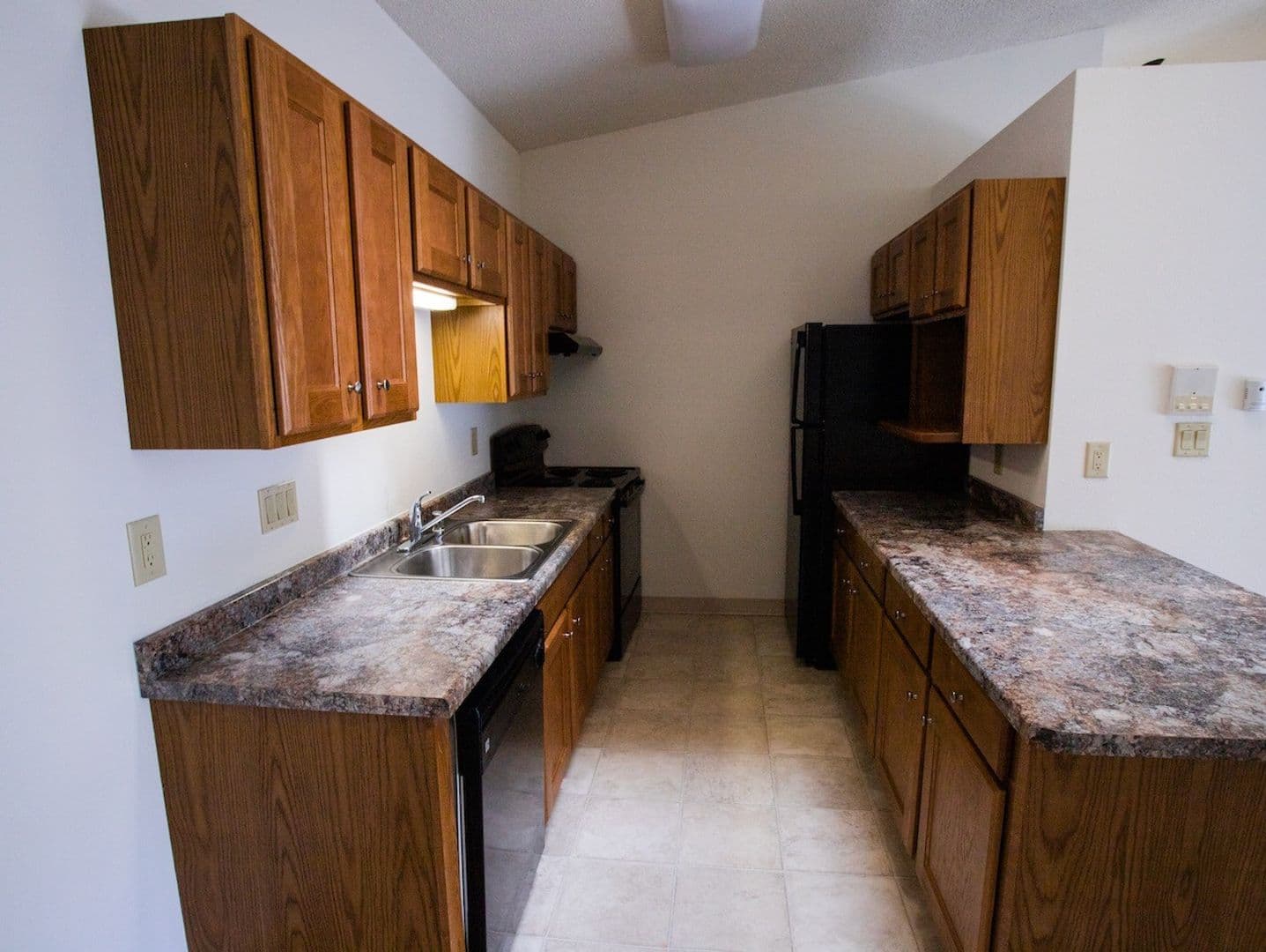 Fond du Lac Apartment: 639, 645, 745 & 761 W. Scott 540-44 Van Dyne Rd.