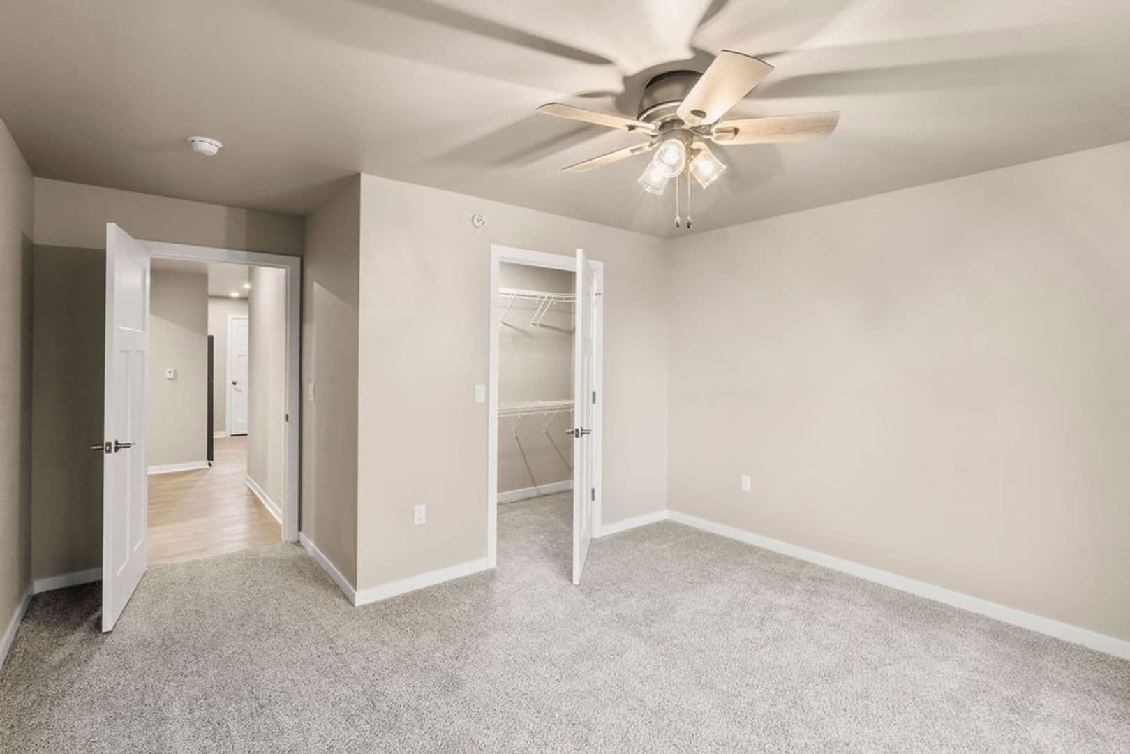 Johnson Creek Apartment: 175-200 Pondview Drive