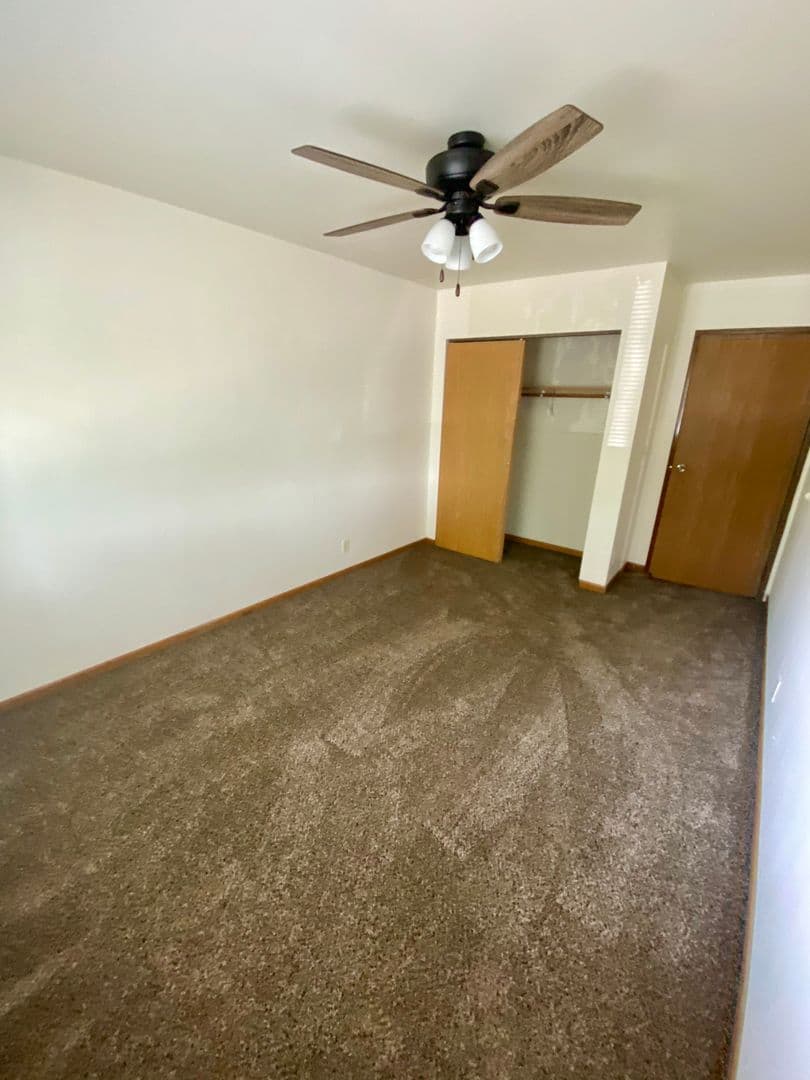 Lomira Apartment: 445 Main Street
