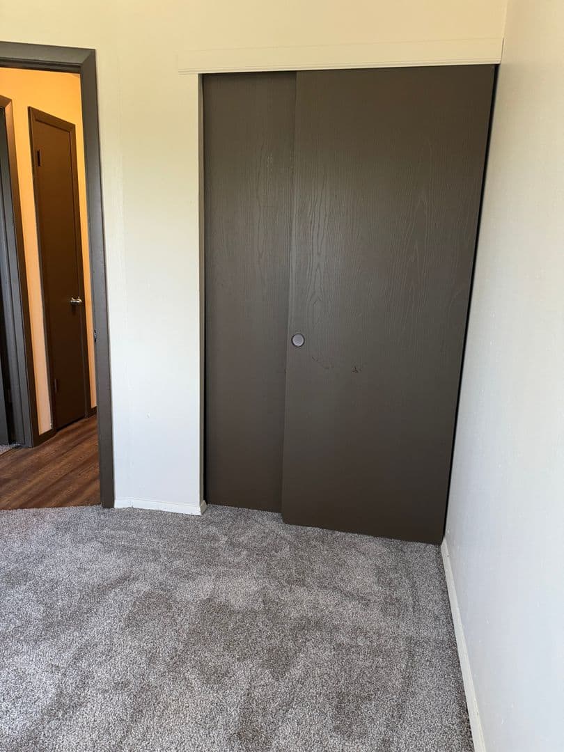 Oshkosh Apartment: 702 - 830 Stillwell Avenue