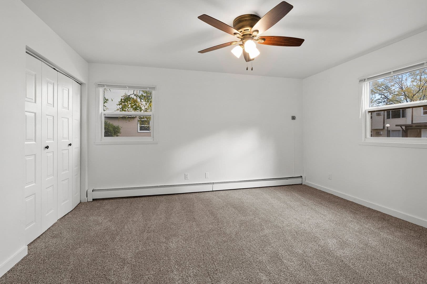 Sturgeon Bay Apartment: 204-220 S. 18th Avenue