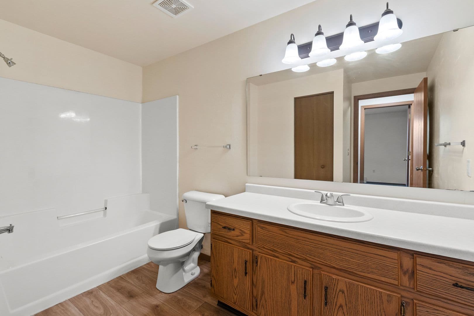 Black Creek Apartment: 505 S. Maple Street & 506 S. Main Street