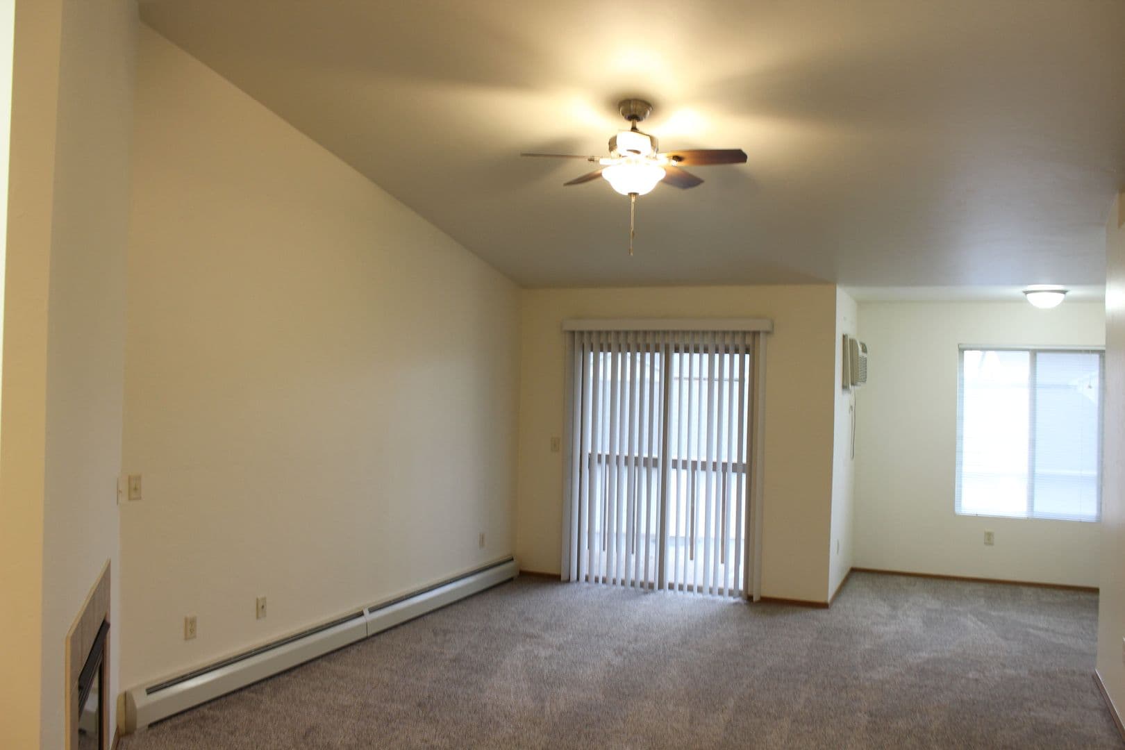 Kaukauna Apartment: 2220 - 2258 Gentry Drive