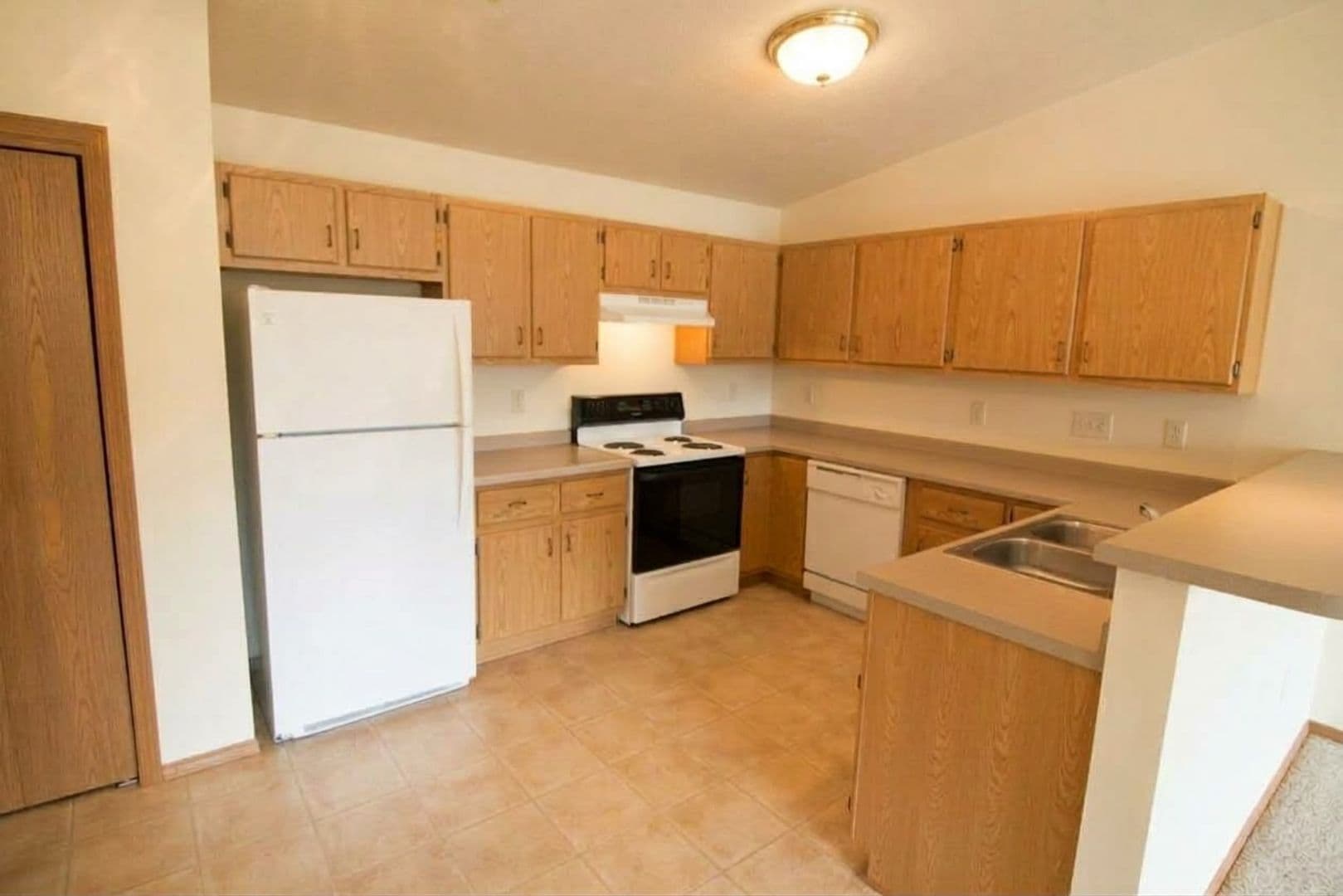 Waupaca Apartment: 1030   1060 Hwy QQ