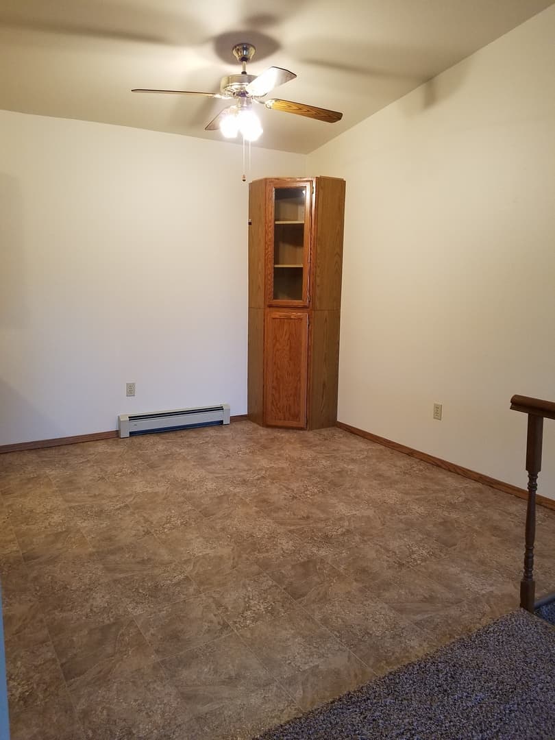Wisconsin Rapids Apartment: 2221-2231 Evergreen Lane, 1430-1510 23rd Street N.