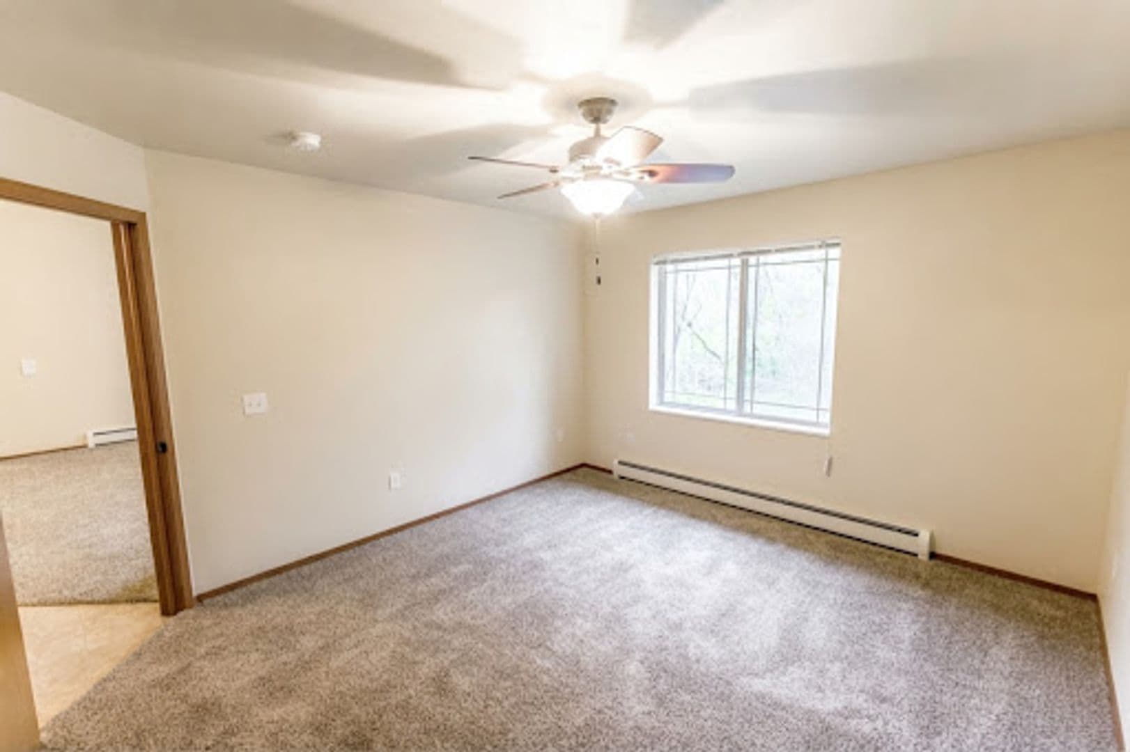 Beaver Dam Apartment: 1100 S. University Ave.