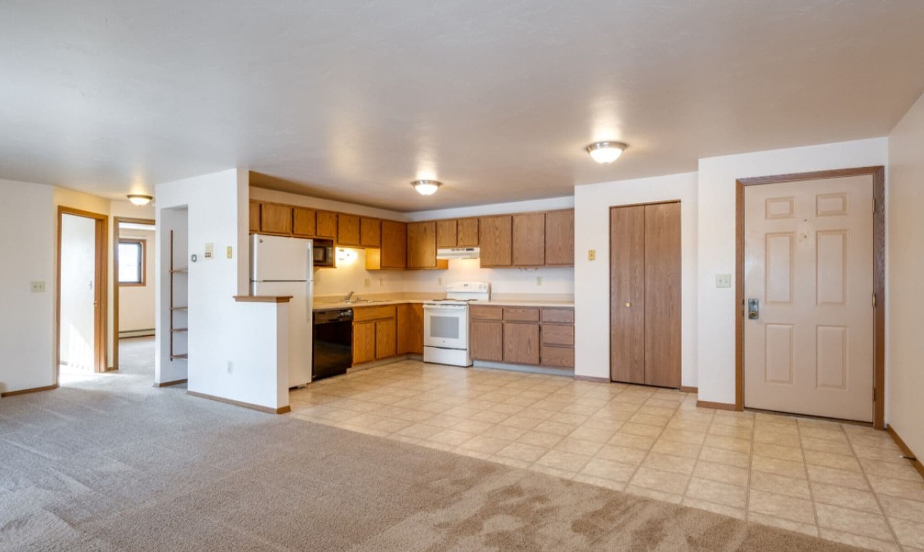 Pulaski Apartment: 495 Glenbrook Drive