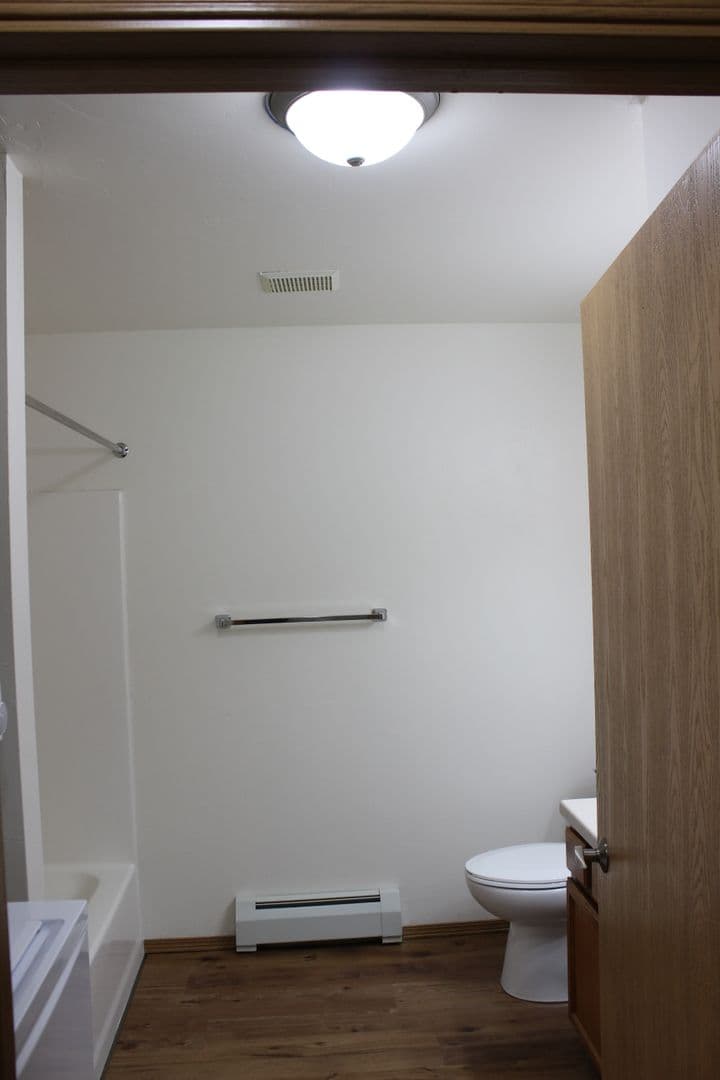 Kaukauna Apartment: 2220 - 2258 Gentry Drive