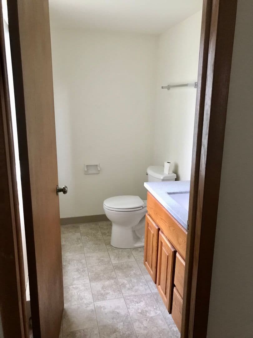 Fond Du Lac Apartment: 36 Reid Terrace