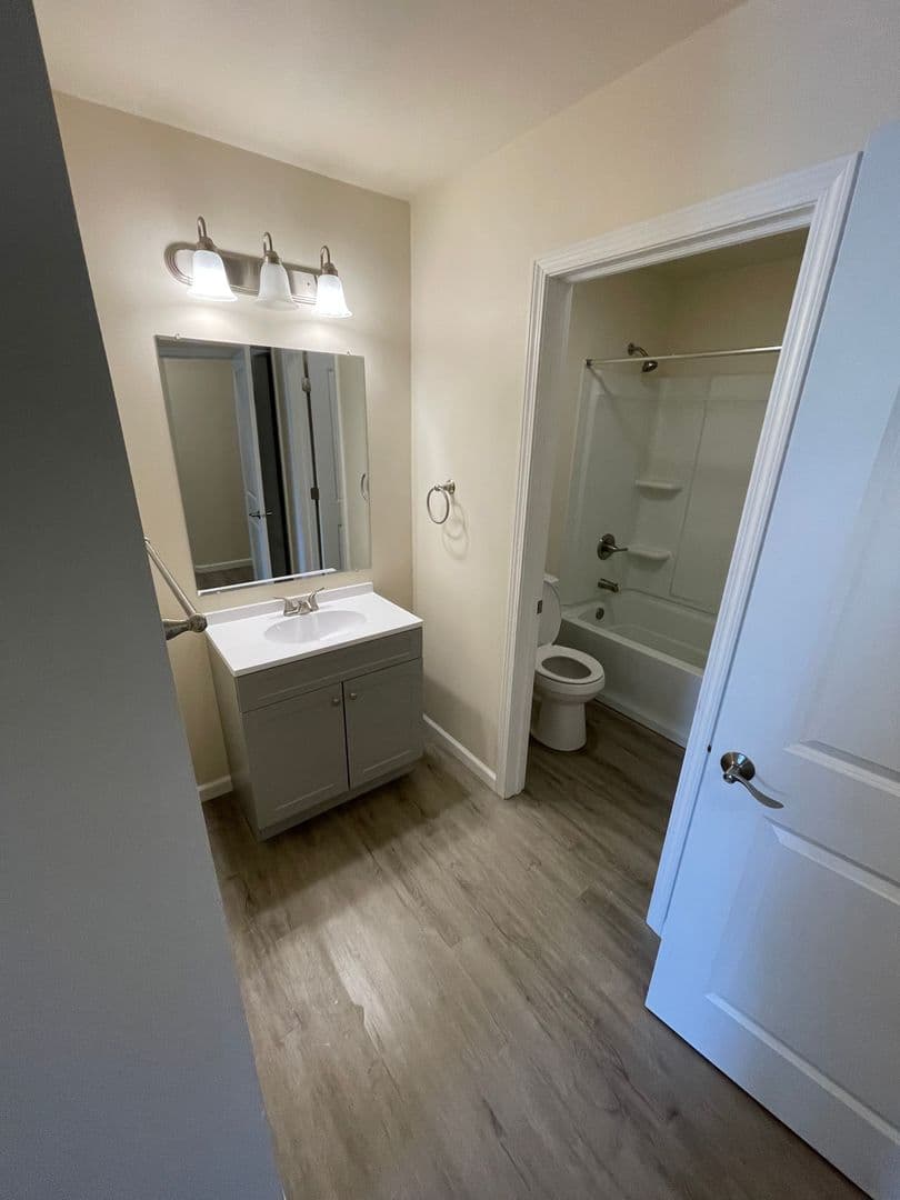 Green Bay Apartment: 2182 Carstensen Lane