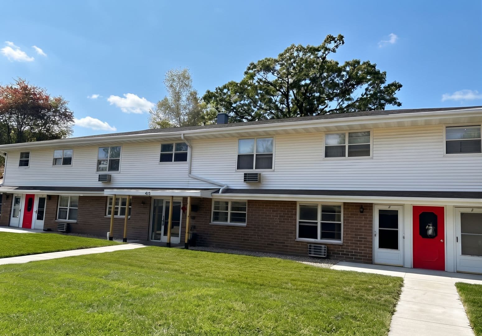 Waupaca Apartment: 414 W. Union Street & 415 W. Fulton Street