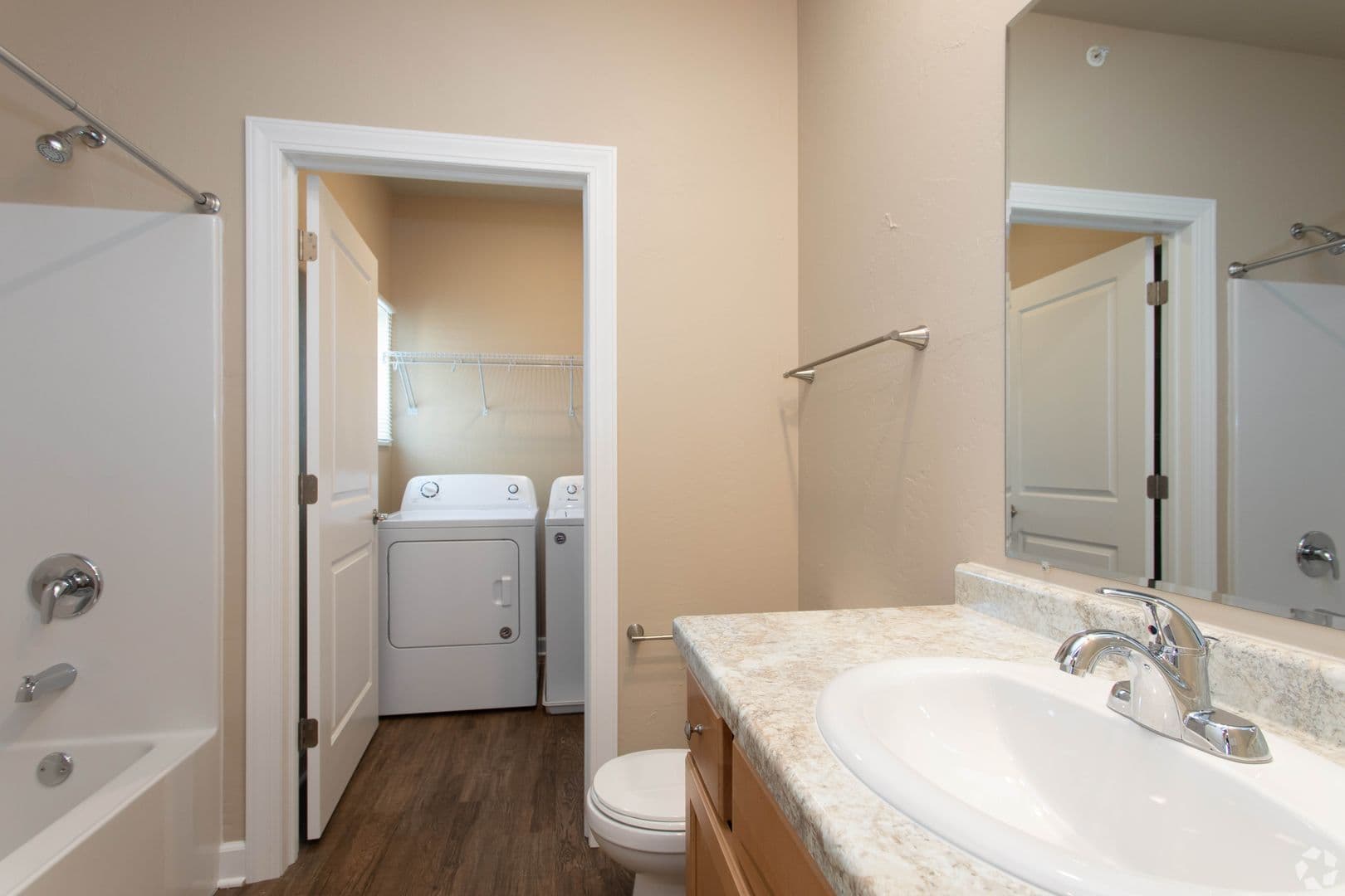 Ledgeview Apartment: 2205 Trellis Ridge Ln